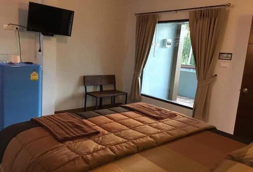 חדר סטנדרט עם מיטת קינג, The Shark Resort ปราณบุรี