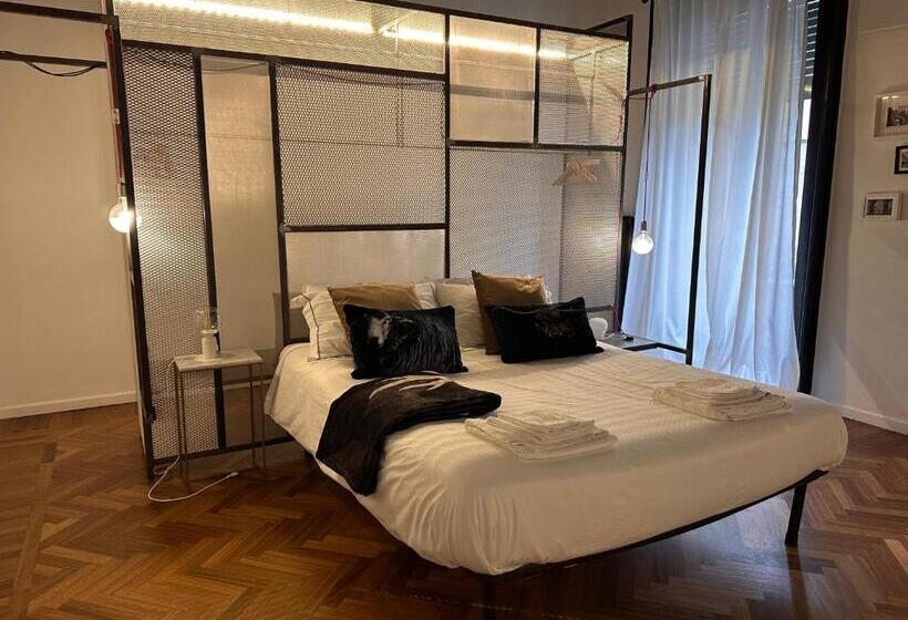 Suite amb Balconada, Botta 9