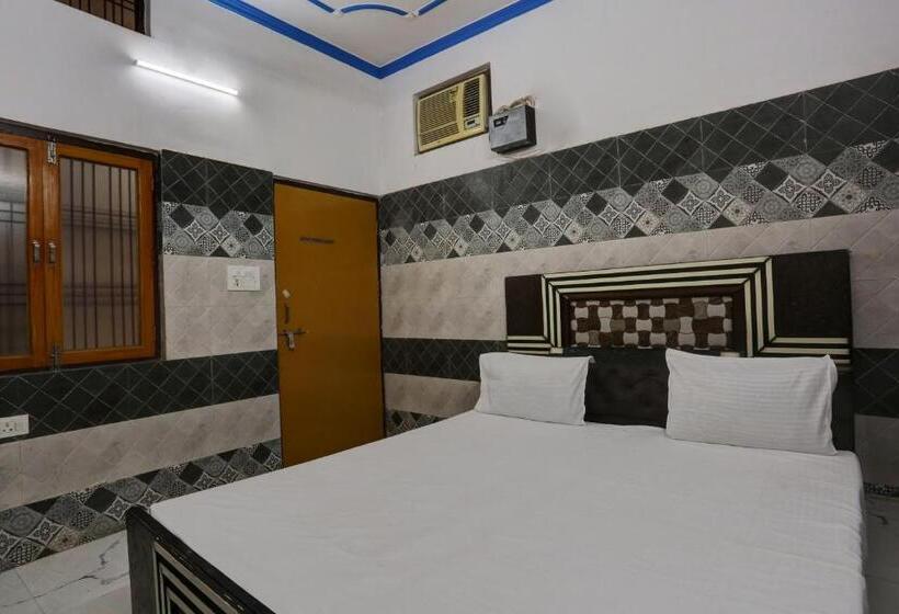 חדר קלאסי לשלושה, Oyo Blue Stone Inn