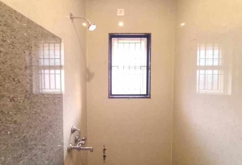 Трехместный Номер Классика, Oyo Flagship Safa Residency