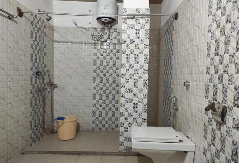 اتاق لوکس با تخت بزرگ, Sanjivani Heritage