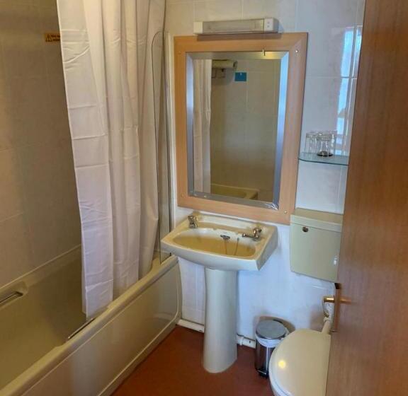 标准间, The Redcliffe