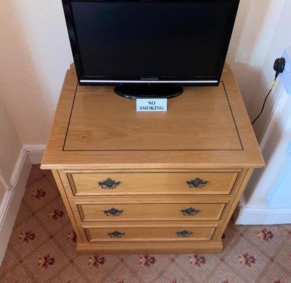 标准间, The Redcliffe