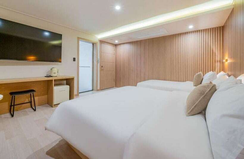 스탠다드 룸, Two H