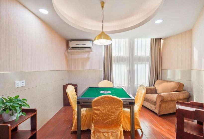 Президентский Люкс, Vienna Hotel Shenzhen International Airport