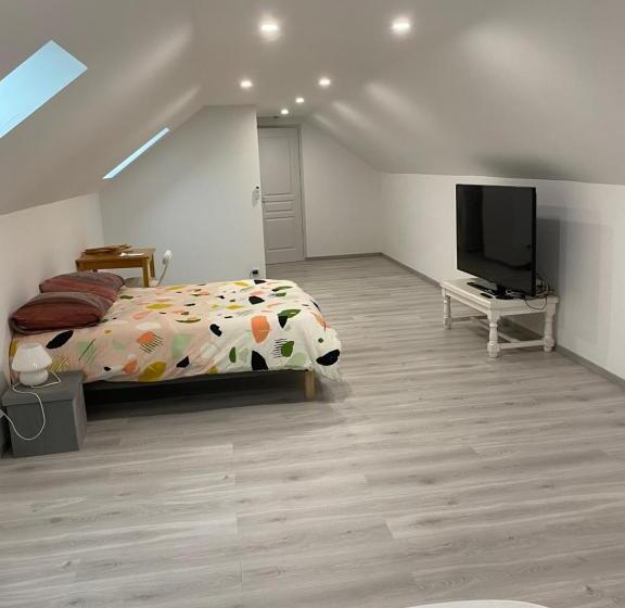 标准间, Chez Julie