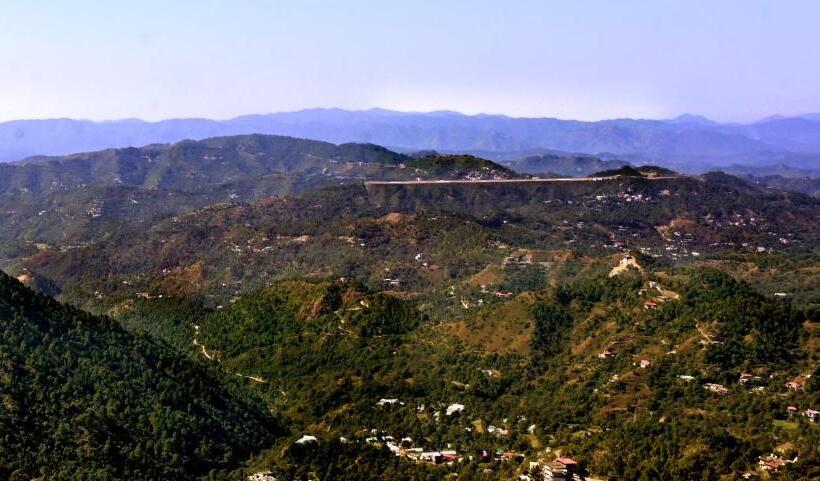 غرفة قياسية مطلة على الجبل, Pine Ville Shimla