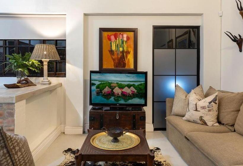 Дом 2 Спальни, Seaforth Country House