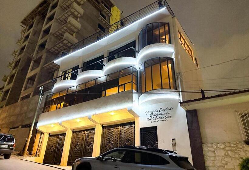 Lakosztály Erkéllyel, La Casona Penthouse Mansión