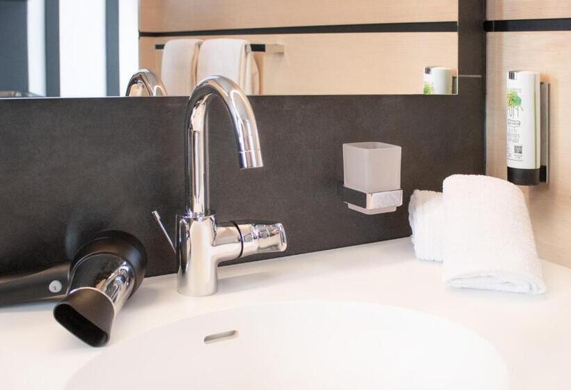 Номер Стандарт, Hef Hotel By Wmm Hotels