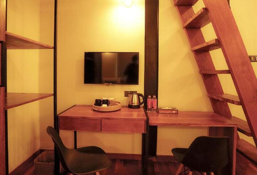 חדר משפתחתי סופריור, Bulwark