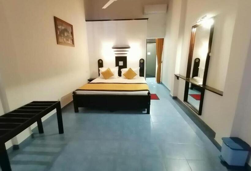 Номер Deluxe, Dalawella Beach Resort