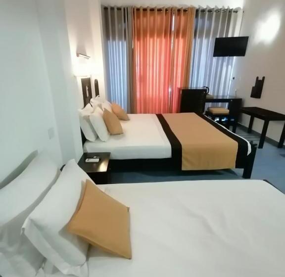 Трехместный Номер Deluxe, Dalawella Beach Resort