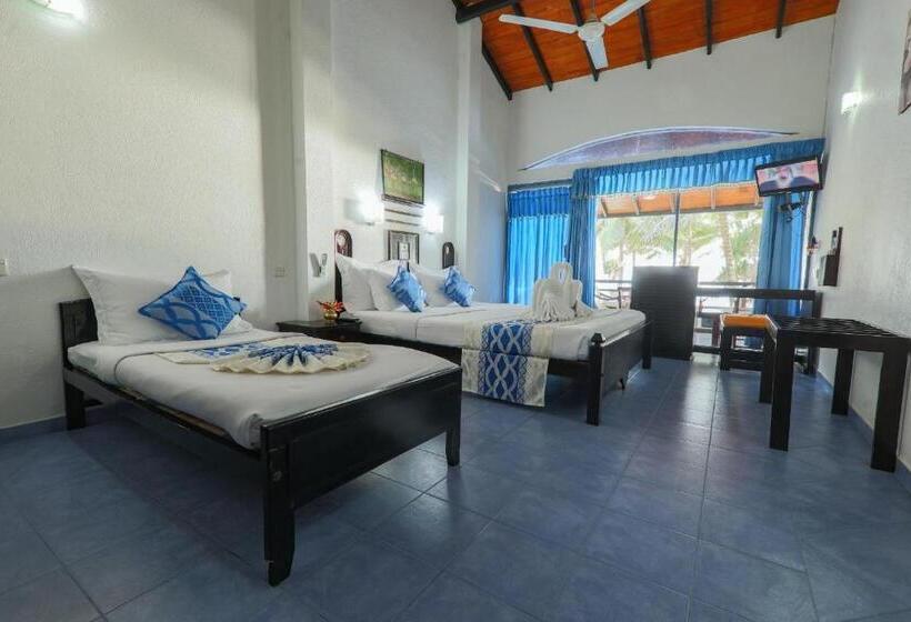Трехместный Номер Deluxe, Dalawella Beach Resort
