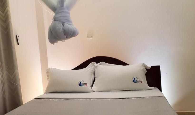 اتاق لوکس یک تخته, Komar Lira City