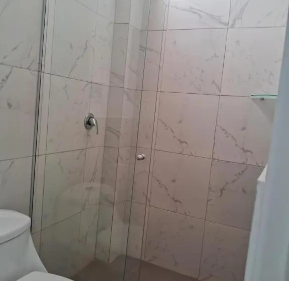 Sviitti King-vuode, Las Fragatas Casa