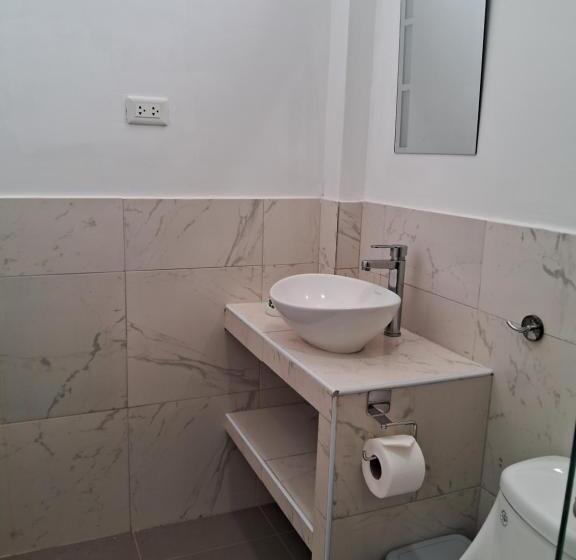 اتاق لوکس با چشمانداز دریا, Las Fragatas Casa