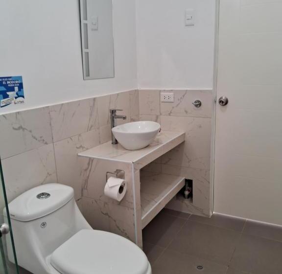 اتاق خانوادگی, Las Fragatas Casa