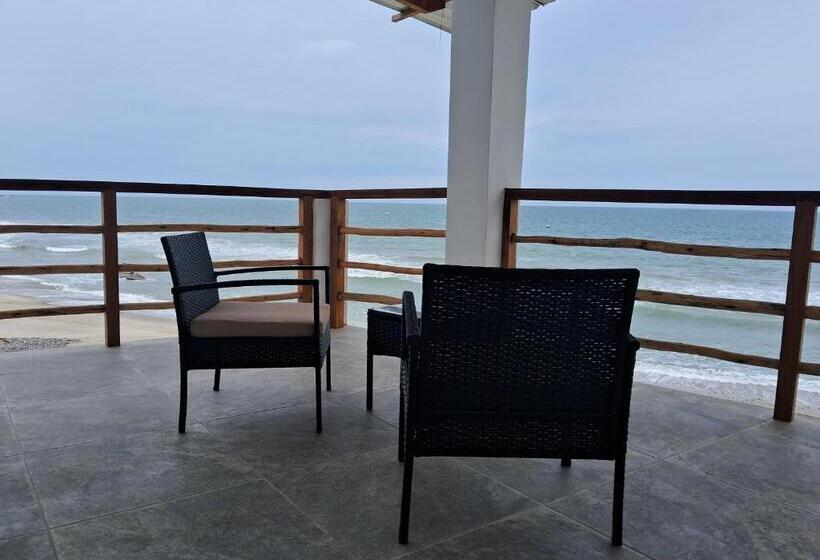 سوئیت با تخت بزرگ, Las Fragatas Casa