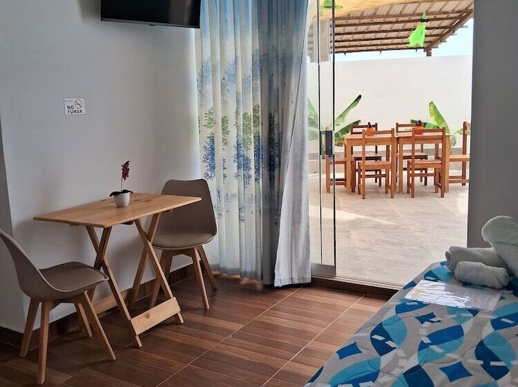 Семейный Номер, Las Fragatas Casa