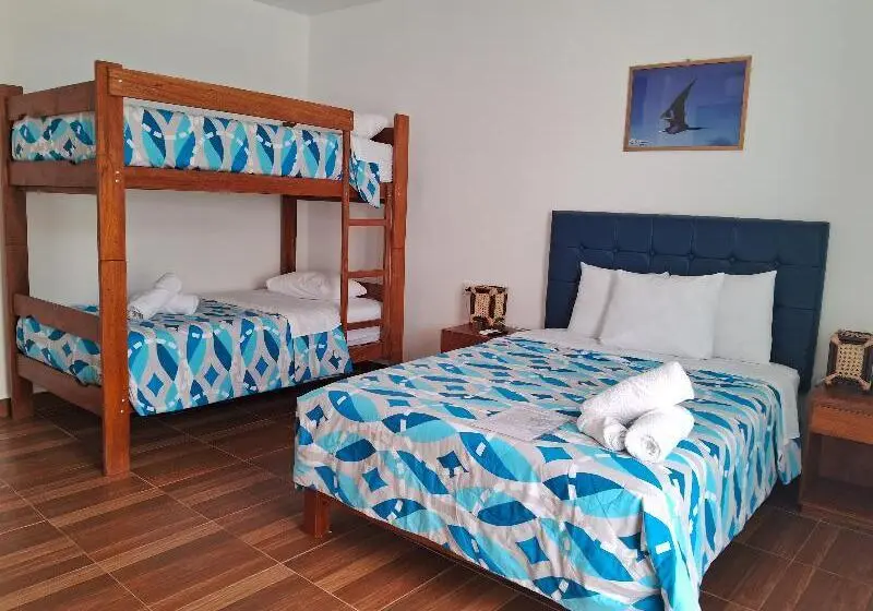 Perhehuone, Las Fragatas Casa