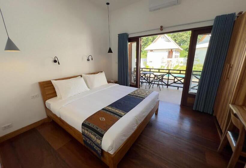 Номер Стандарт Индивидуальный с Балконом, Madilao