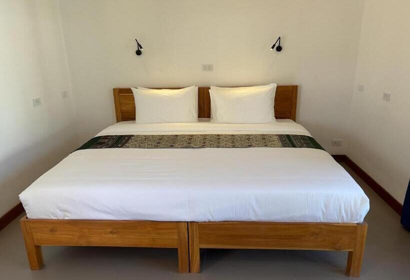 Номер Стандарт с Террасой, Madilao