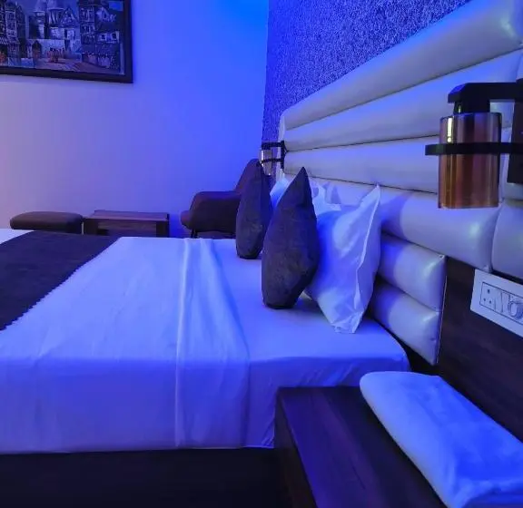 Chambre Standard, Royal