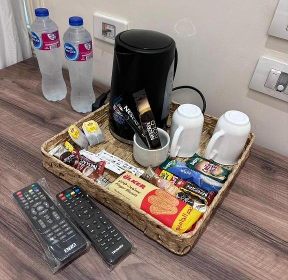 اتاق استاندارد با تخت بزرگ, The Palace Pyramids