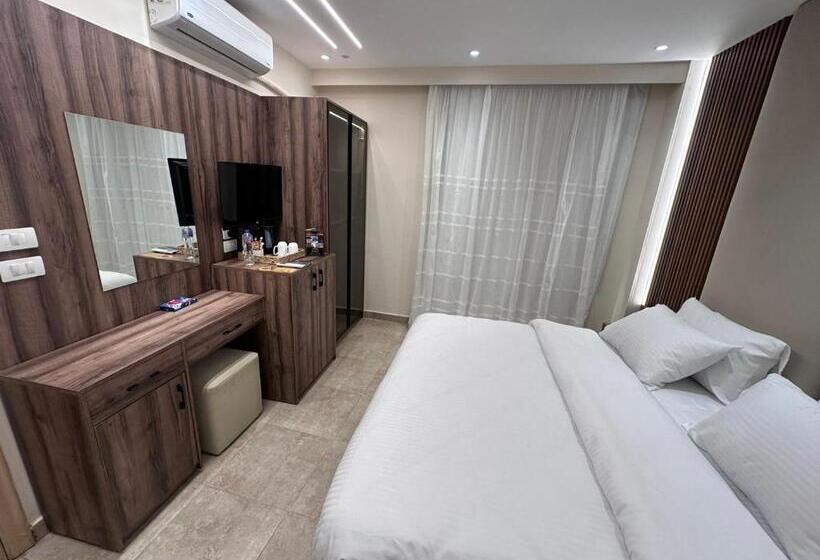 اتاق استاندارد, The Palace Pyramids