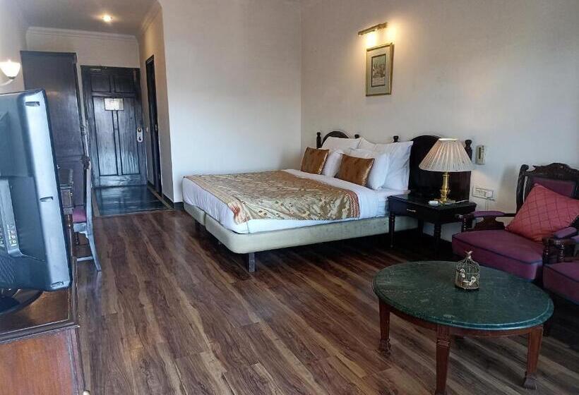 マウンテンビュースタンダードルーム, Kasauli Resort By Piccadily
