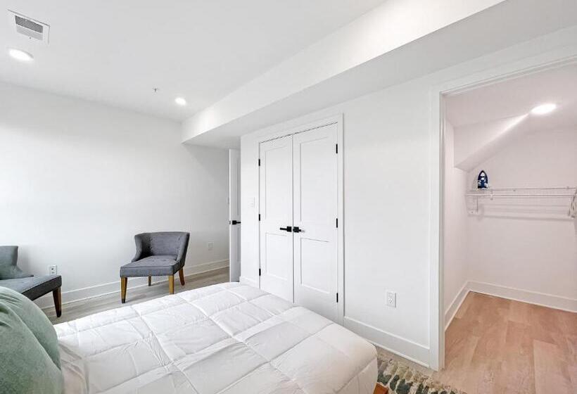 شقة 3 غرف, Mary S Stay Brookland