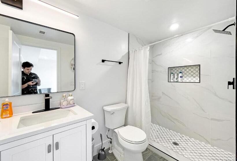 شقة 3 غرف, Mary S Stay Brookland