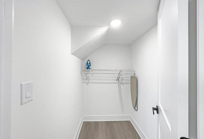 شقة 3 غرف, Mary S Stay Brookland