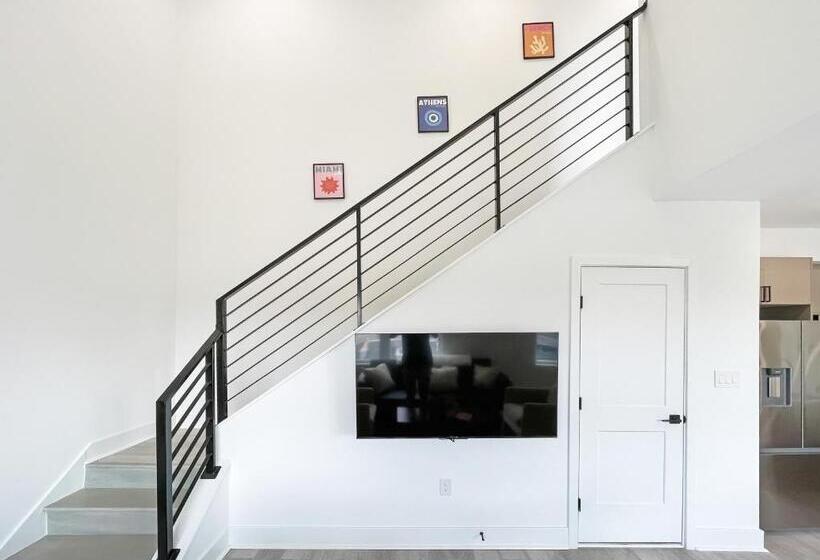 شقة 3 غرف, Mary S Stay Brookland