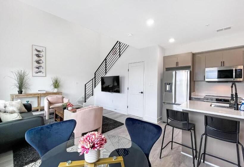 شقة 3 غرف, Mary S Stay Brookland