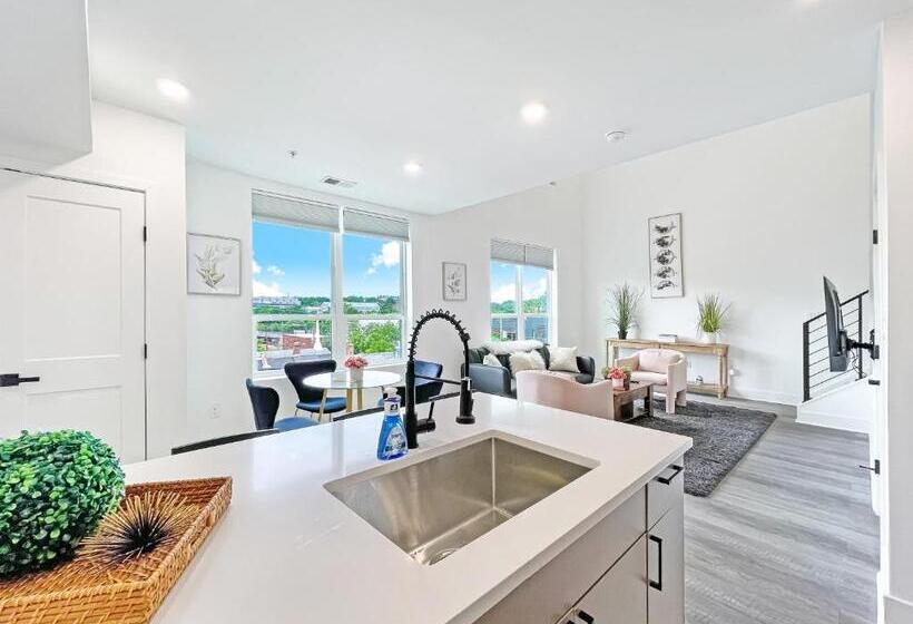 شقة 3 غرف, Mary S Stay Brookland