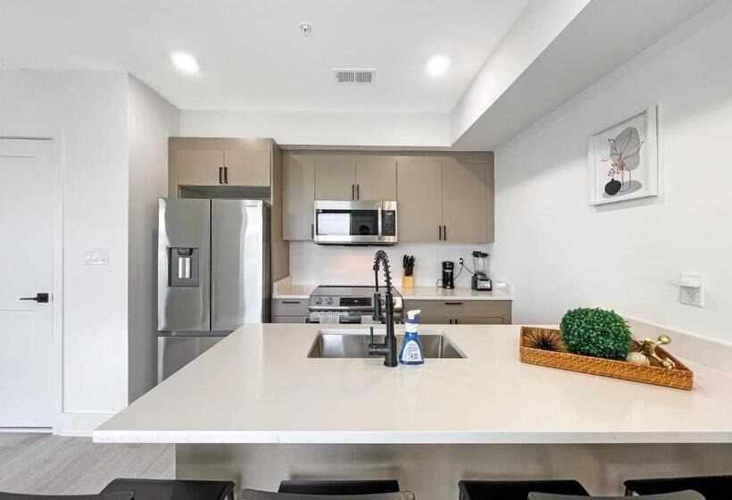 شقة 3 غرف, Mary S Stay Brookland