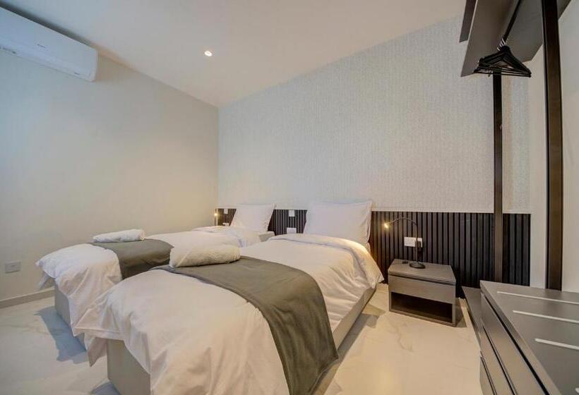 سوئیت با وان آب گرم, Mayfair By Premier Suites Mt