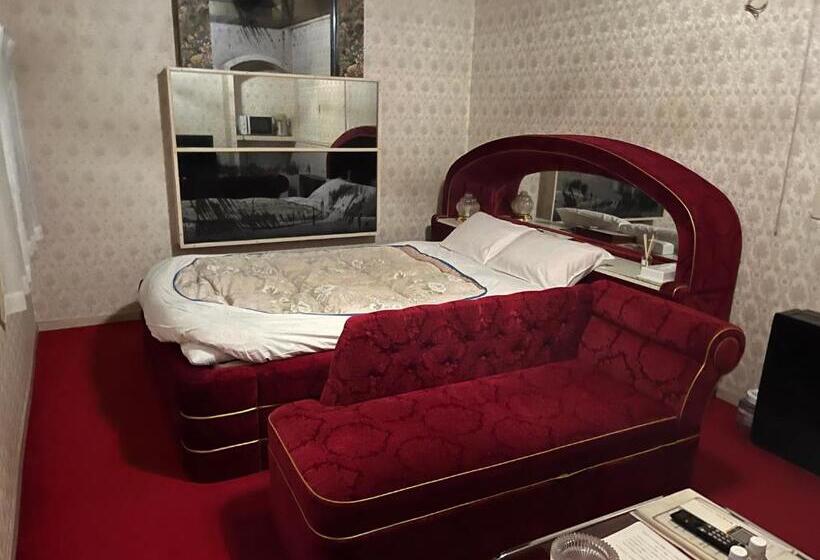 Standart Oda, ロビンホテルrobin