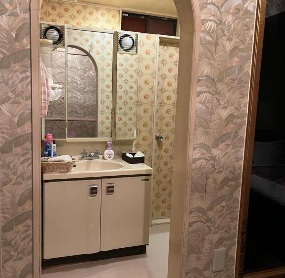 Standart Oda, ロビンホテルrobin