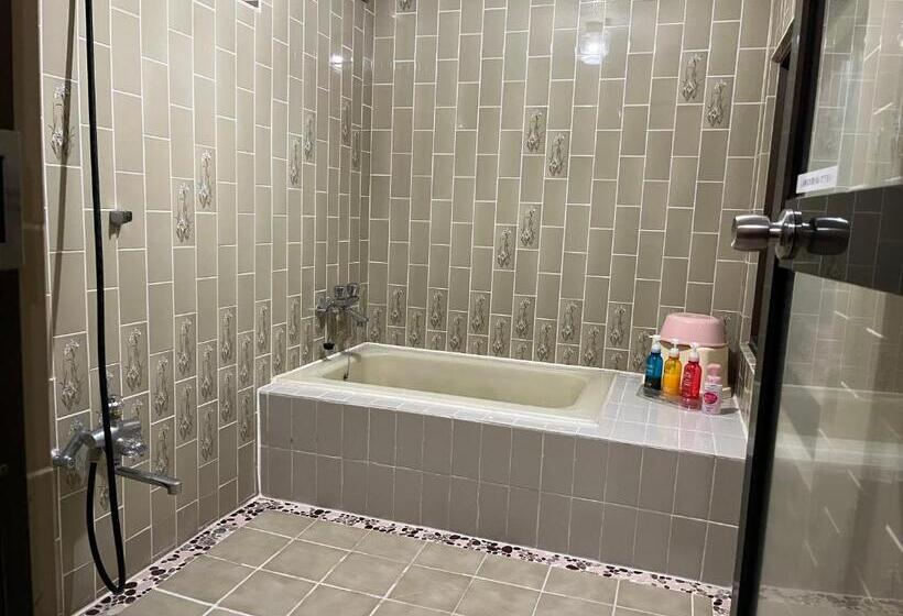 Standart Oda, ロビンホテルrobin