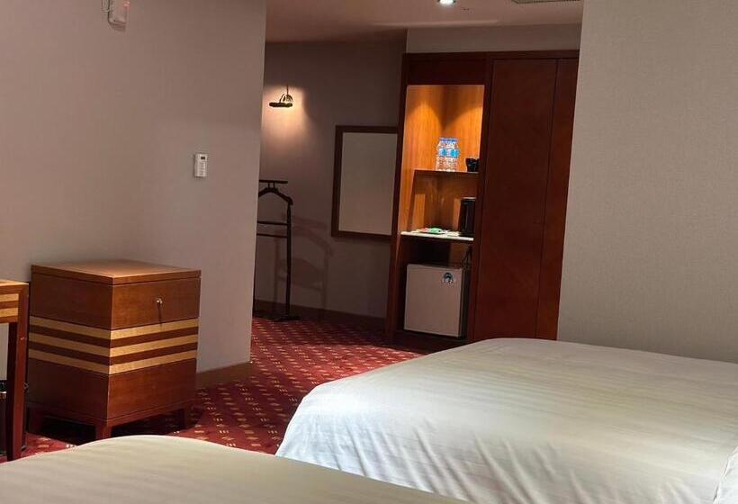 اتاق خانوادگی, Rich & Free Hotel Fuzhong 富逸旅趣 板橋府中館