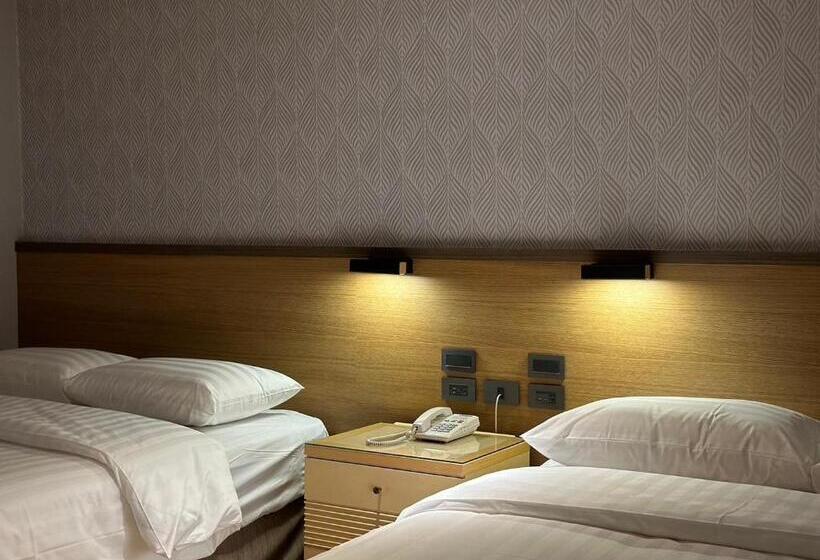 اتاق لوکس, Rich & Free Hotel Fuzhong 富逸旅趣 板橋府中館