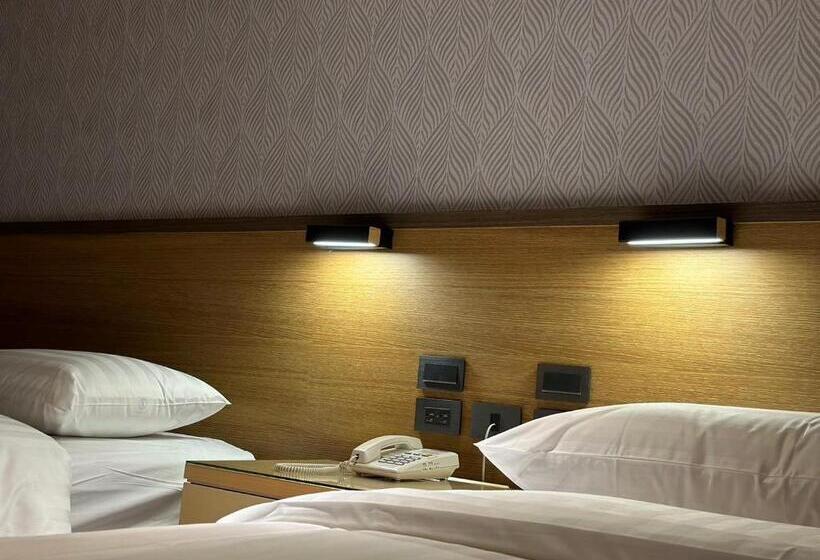 اتاق لوکس, Rich & Free Hotel Fuzhong 富逸旅趣 板橋府中館