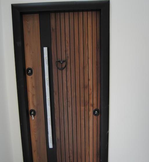 استودیوی لوکس, Villa 3 Studios