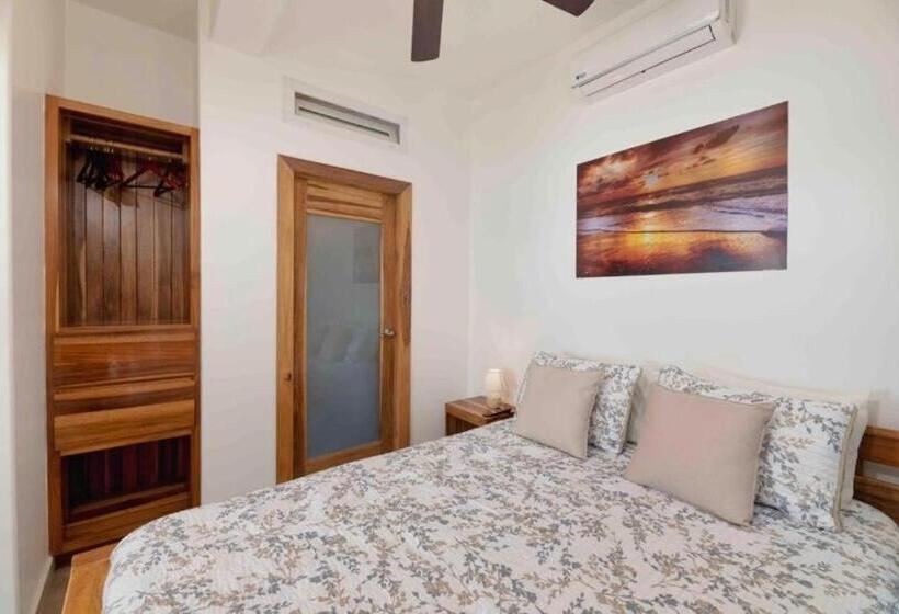 آپارتمان 1 خوابه با بالکن, Sir Sea Villas Of Roatan Sailfish 1 Bed 1 Bath