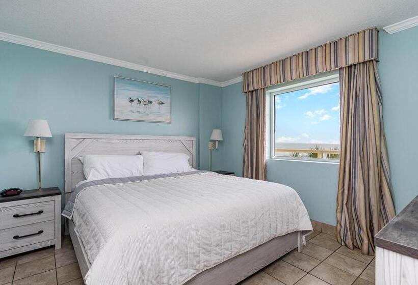 شقة غرفة واحدة, Camelot By Sea