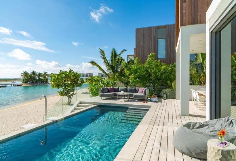 Deluxe Suite Sea View, South Bank