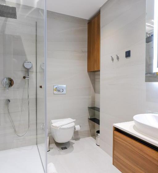 اتاق لوکس, Vema